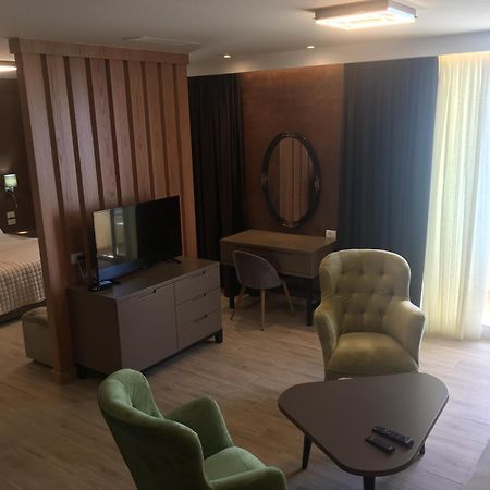 Hotel Maren Durrës Habitación foto