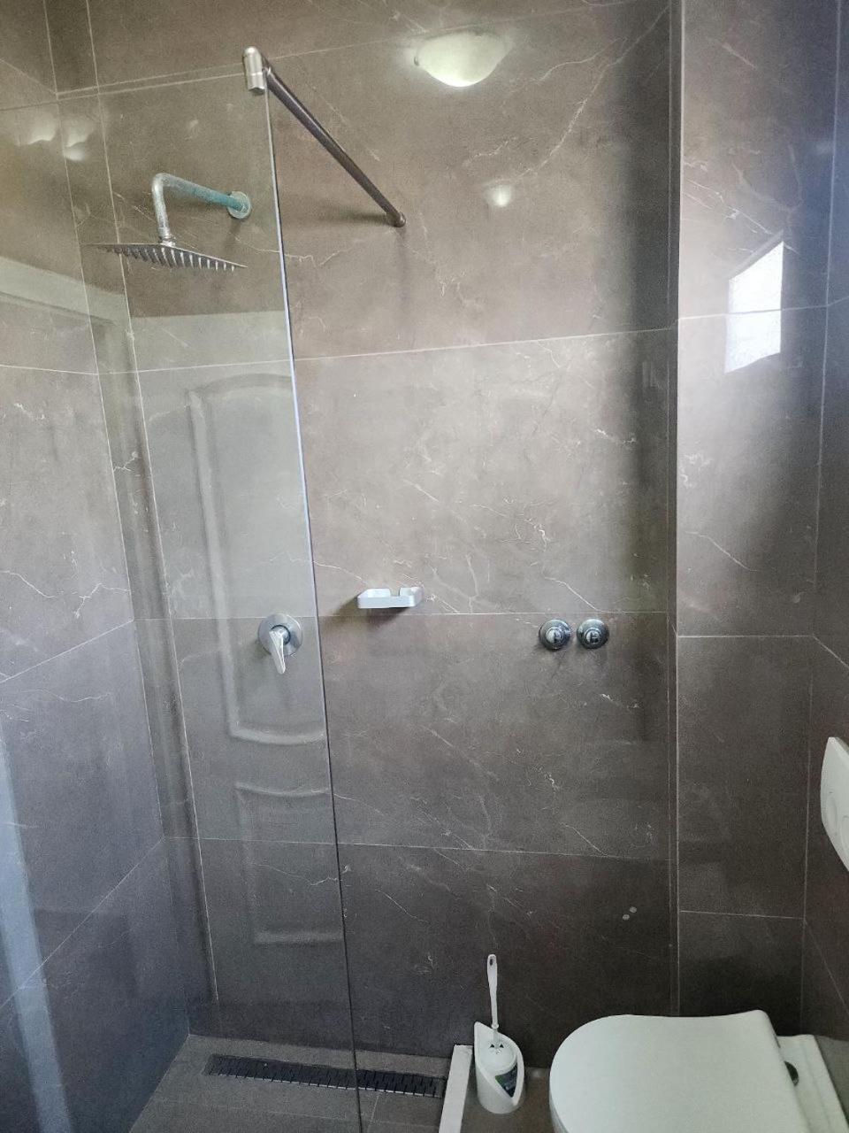 Hotel Maren Durrës Habitación foto