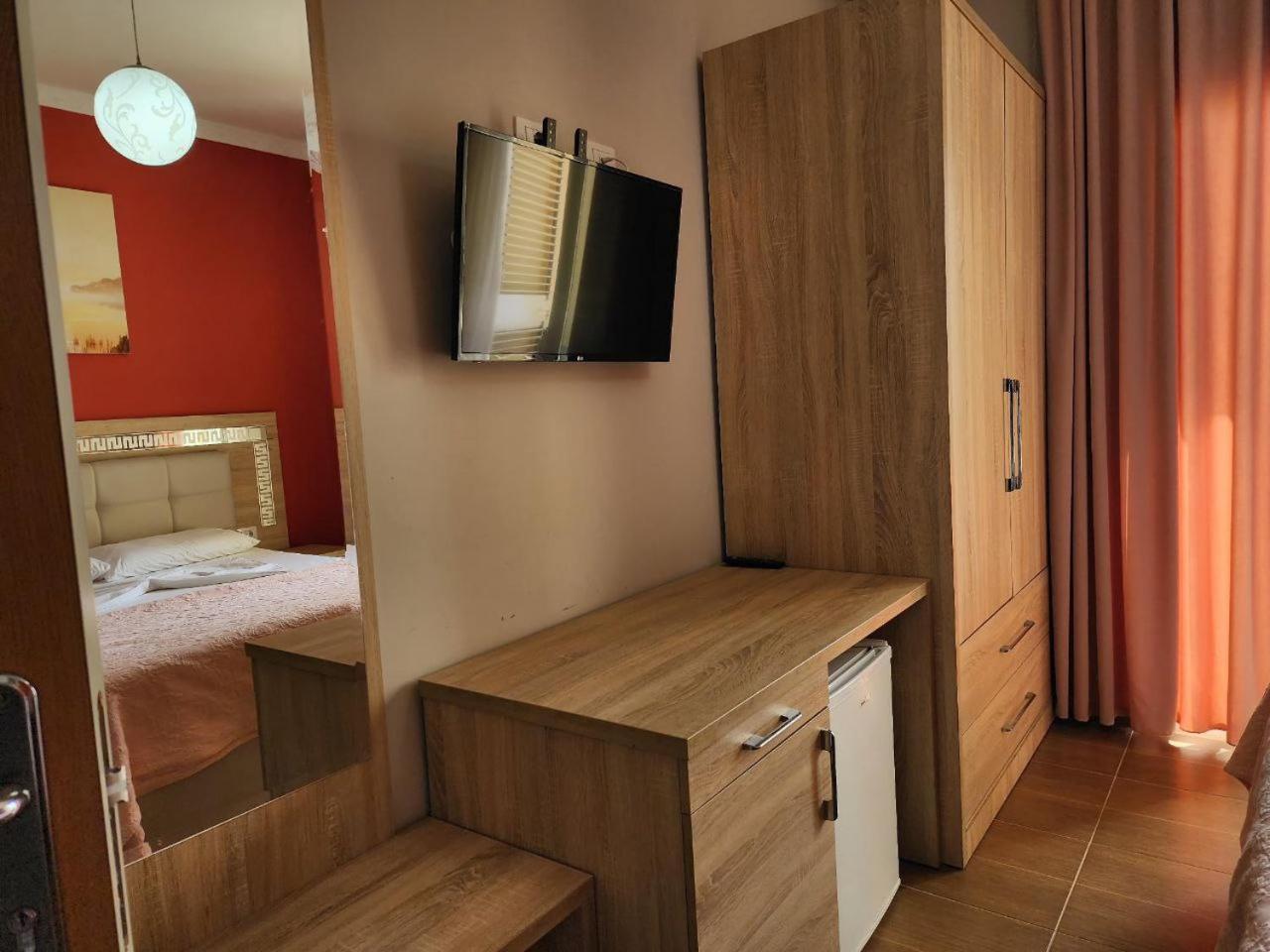 Hotel Maren Durrës Habitación foto